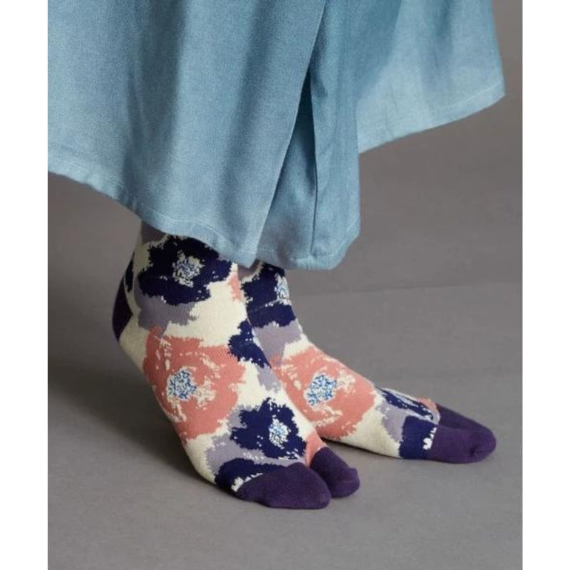 Japanese Camellia Socks - EU 36-40