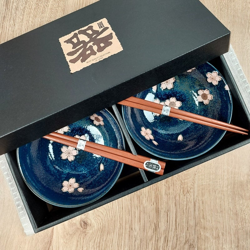 Set of 2 Japanese Bowls - Sakura