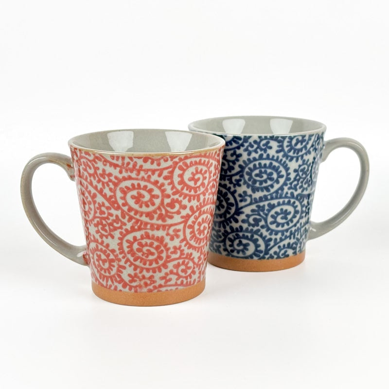 Japanese mug Karakusa Blue